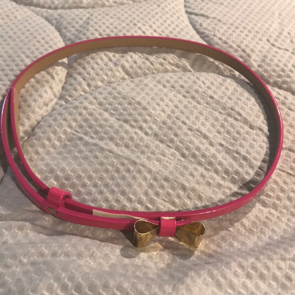 ⚡️Hot Pink Skinny Belt with Metallic Gold Bow⚡️